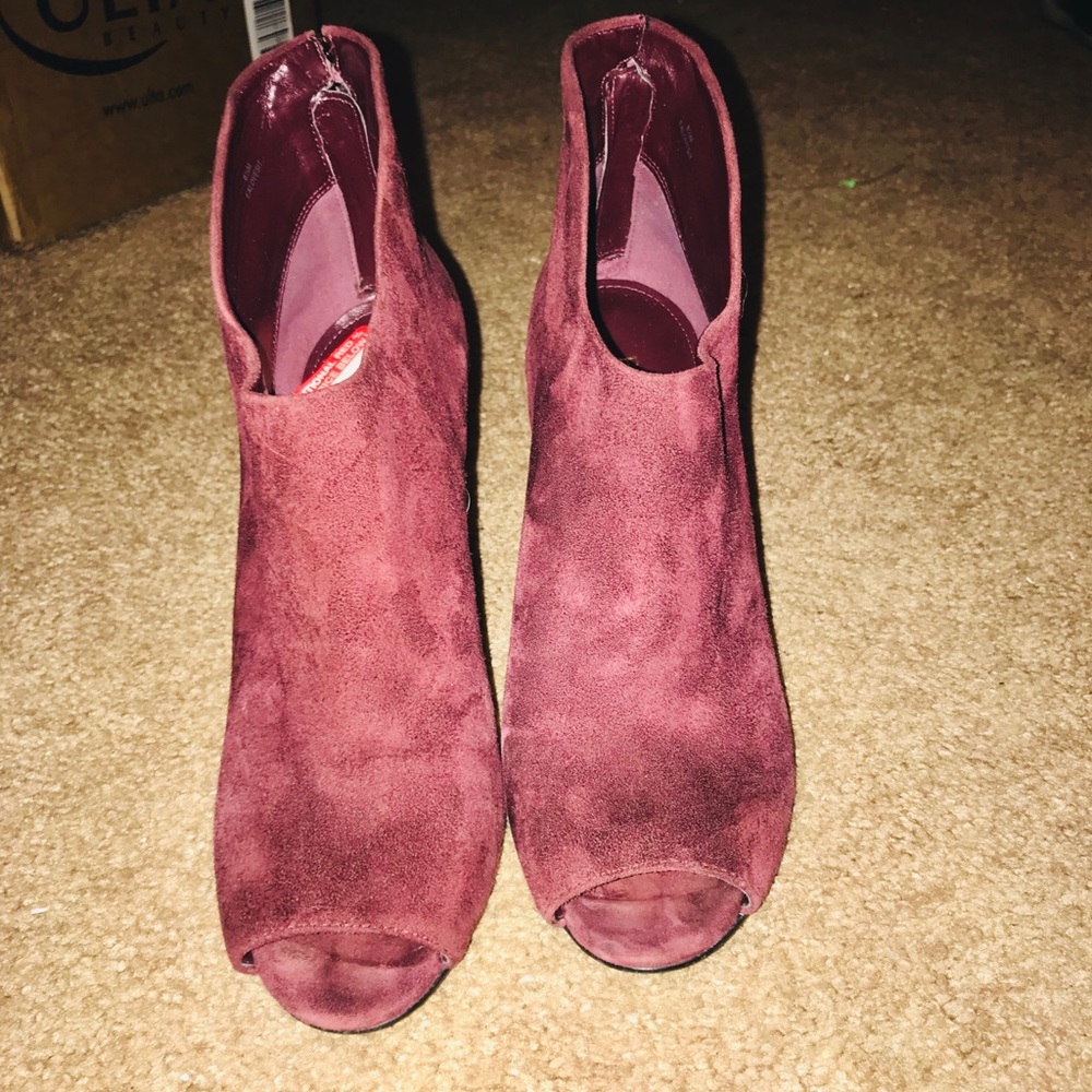 Heel boots